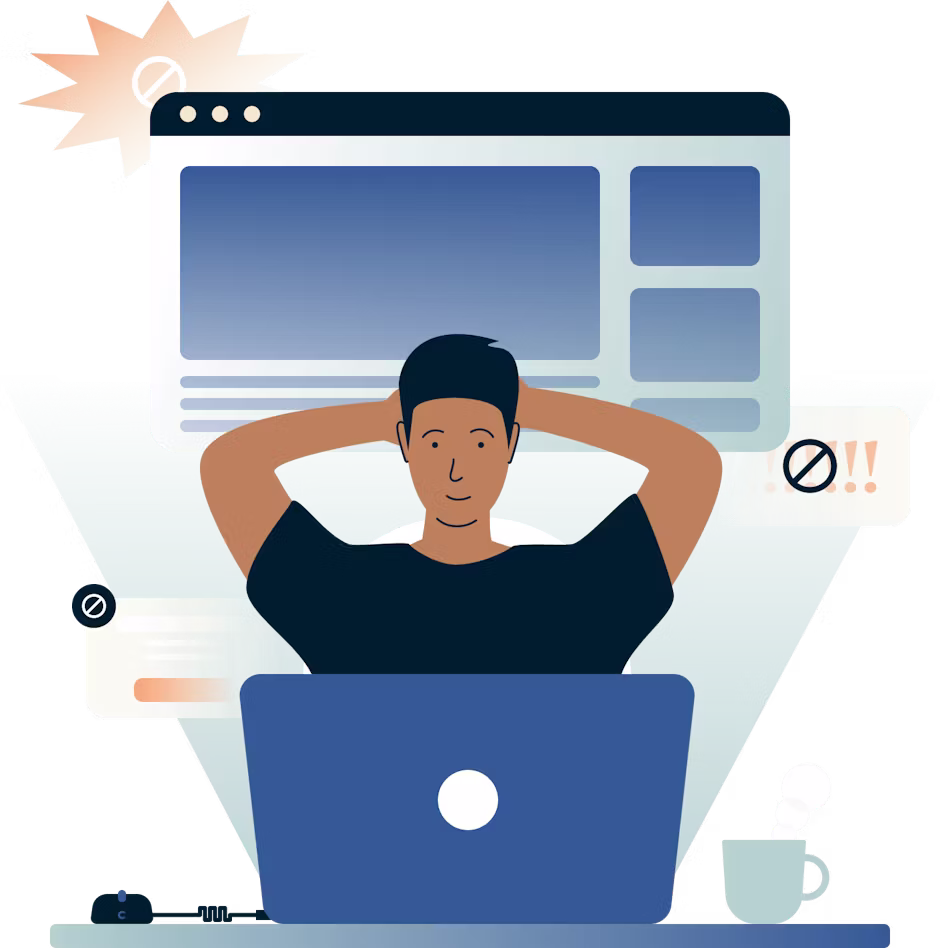 Personne qui utilise un ordinateur portable pour se connecter avec un bloqueur de publicités.
